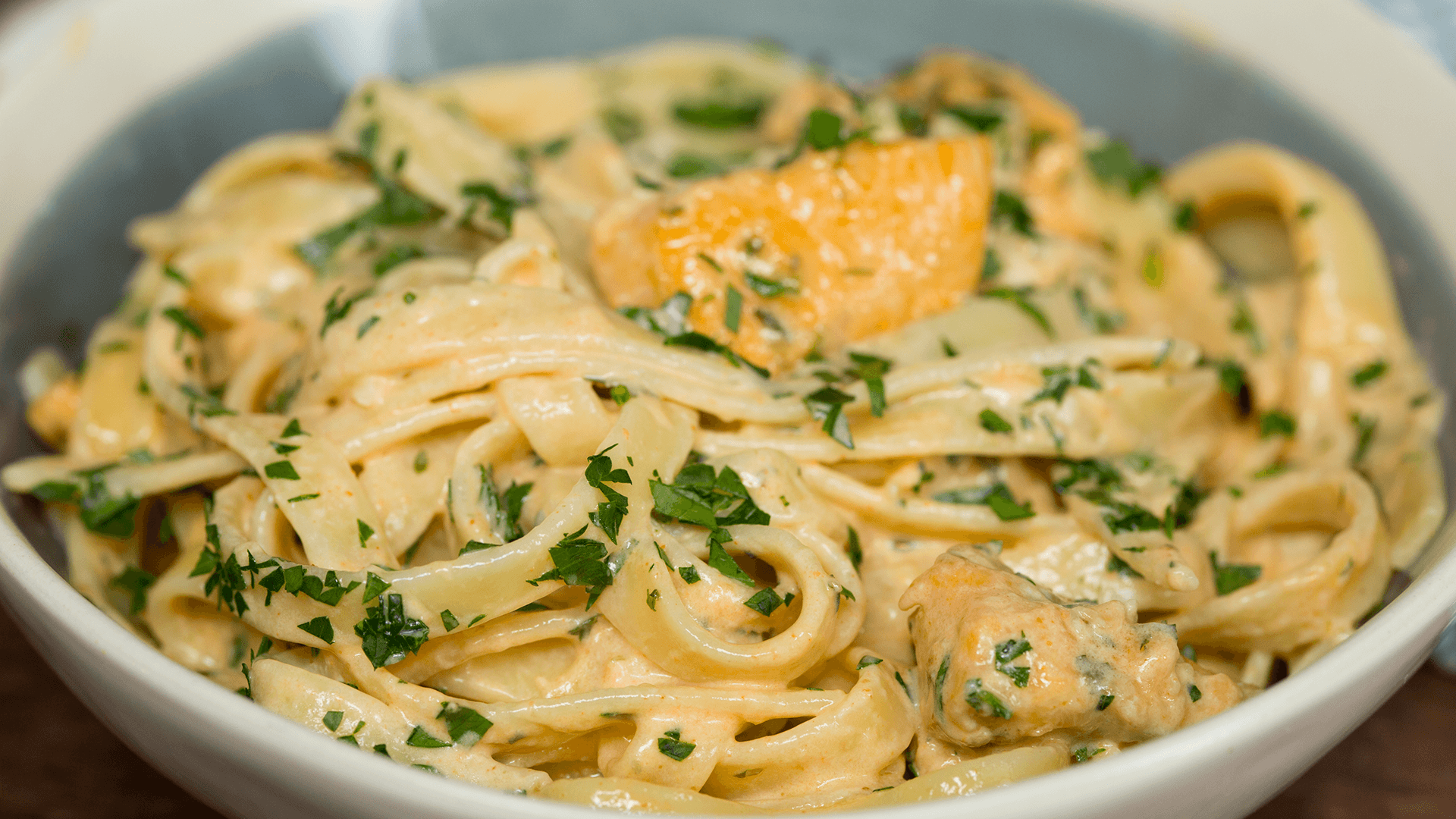 Classic Creamy Chicken Alfredo Pasta Recipe